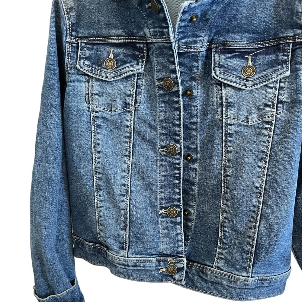 Jean Jacket - Picture 2 of 6